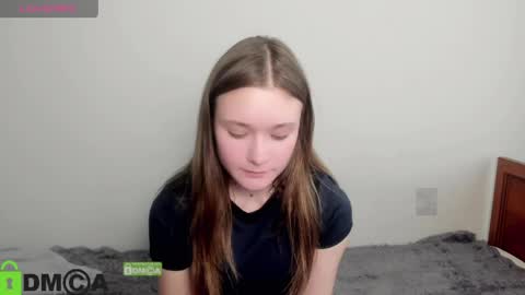 Snapshot of elina_x chatting on June 1, 2:08 pm elina_x online show from June 1, 2:08 pm