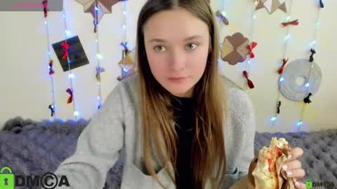 Snapshot of elina_x chatting on June 16, 1:14 pm elina_x online show from June 16, 1:14 pm