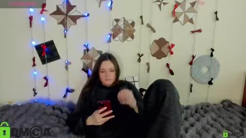 Snapshot of elina_x chatting on June 17, 1:23 pm elina_x online show from June 17, 1:23 pm