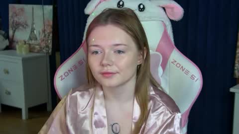 elinavale online show from April 29, 5:30 pm