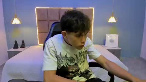 eliot_rizzo online show from July 26, 1:14 am