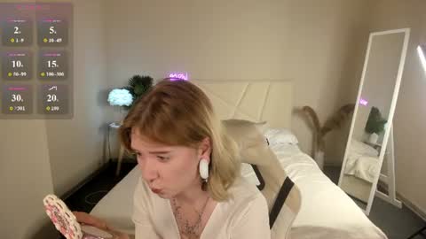 Snapshot of elira_vane chatting on July 22, 1:52 am Elira Vane online show from July 22, 1:52 am