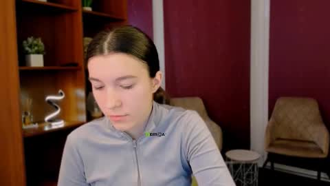 Snapshot of elis_sunny chatting on February 2, 6:34 am elis_sunny online show from February 2, 6:34 am