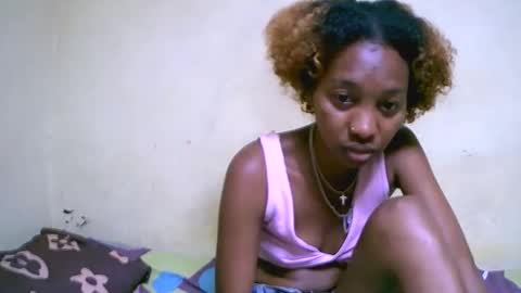 elisa689549 online show from October 20, 8:31 pm