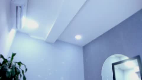 Snapshot of elisa_castrillon chatting on December 20, 1:58 am Elisa online show from December 20, 1:58 am