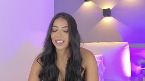 Snapshot of elisa_castrillon chatting on July 11, 7:38 pm Elisa online show from July 11, 7:38 pm