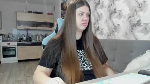 Aletta Oushen online show from December 4, 10:13 am