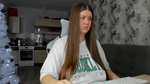 Aletta Oushen online show from December 22, 9:06 am