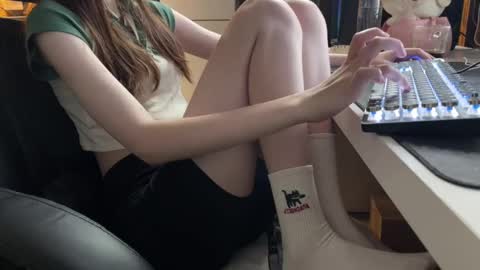 Elisa North online show from February 4, 2:28 am