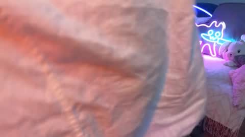 Elisa North online show from September 22, 12:51 pm