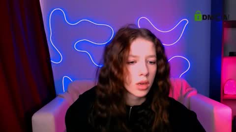 Snapshot of elisa_rise chatting on March 17, 11:13 am elisa_rise online show from March 17, 11:13 am