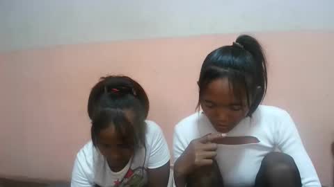 Snapshot of elisabet88 chatting on September 27, 5:34 am elisabet88 online show from September 27, 5:34 am