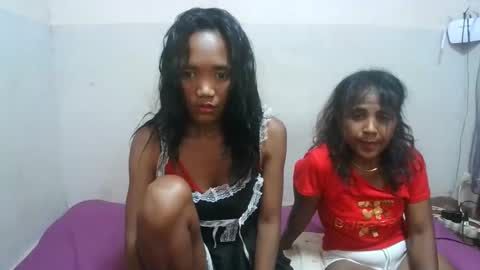 Snapshot of elisabet88 chatting on December 4, 8:45 am elisabet88 online show from December 4, 8:45 am