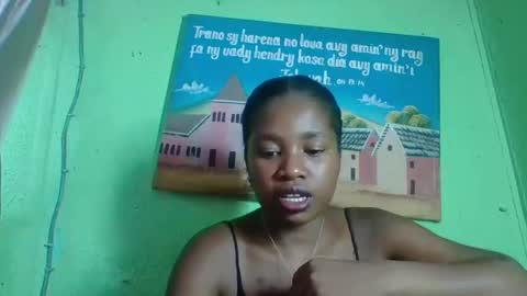 Snapshot of elisabeth2525 chatting on January 21, 8:30 am elisabeth2525 online show from January 21, 8:30 am