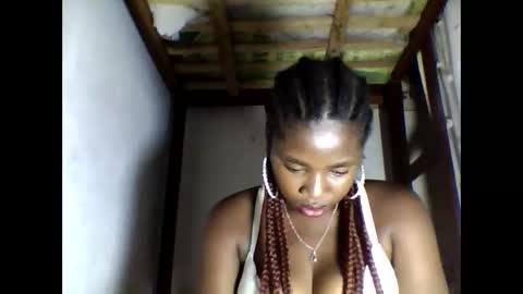 Snapshot of elisabeth2525 chatting on September 14, 2:22 am elisabeth2525 online show from September 14, 2:22 am