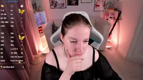 your sweet Lisa online show from July 10, 3:33 am