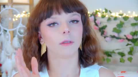 Snapshot of elisabethdavis chatting on April 17, 6:22 pm ElisabethDavis online show from April 17, 6:22 pm