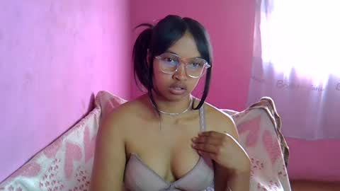 elisah01 online show from July 29, 5:38 am