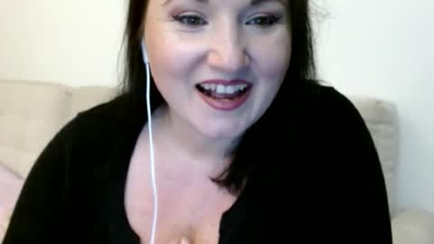 elise_bliss69 online show from October 13, 7:14 pm