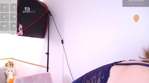 elise_nyx online show from August 4, 3:36 pm