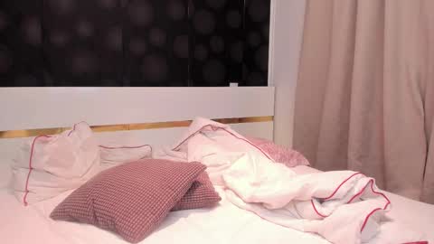 Snapshot of elisetyler89 chatting on November 25, 9:48 pm Elly online show from November 25, 9:48 pm