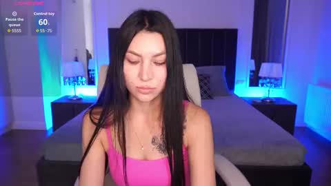 Snapshot of elisevelour chatting on July 14, 12:11 pm elisevelour online show from July 14, 12:11 pm