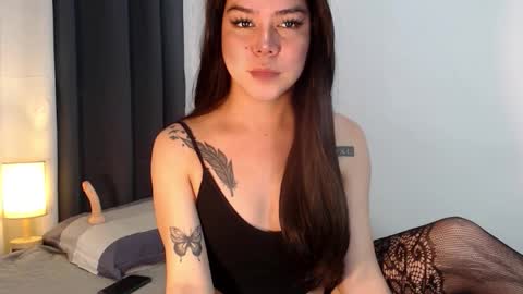 Elise online show from February 6, 7:12 am