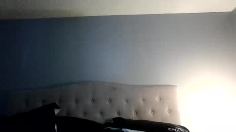 Snapshot of elishacohen33 chatting on June 8, 9:37 pm elishacohen33 online show from June 8, 9:37 pm