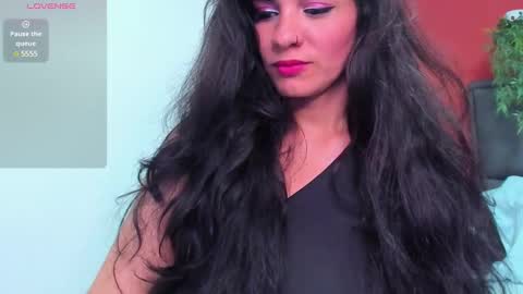 E L I S S A online show from January 28, 2:21 am