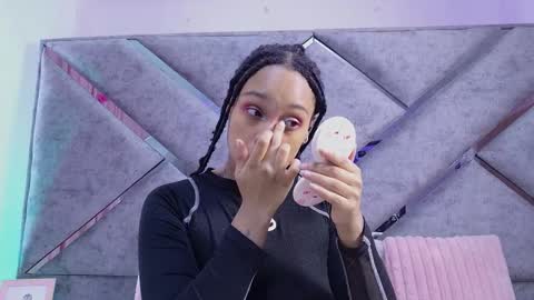 elit noa online show from January 8, 7:49 pm