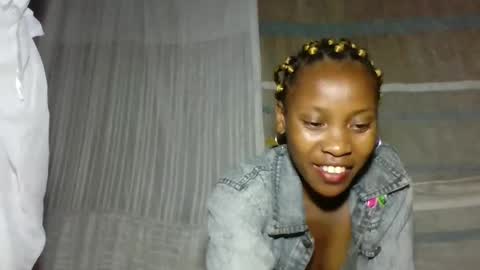 elita12010 online show from March 14, 11:43 pm