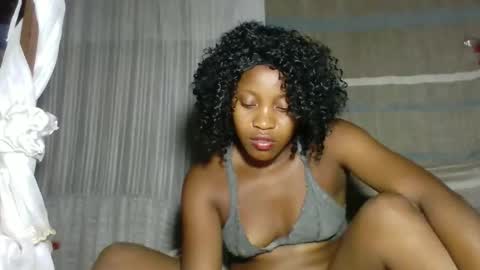 elita12010 online show from April 29, 10:16 pm