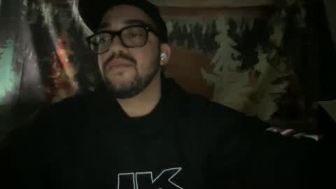 Snapshot of elitealex87 chatting on October 31, 10:27 am elitealex87 online show from October 31, 10:27 am