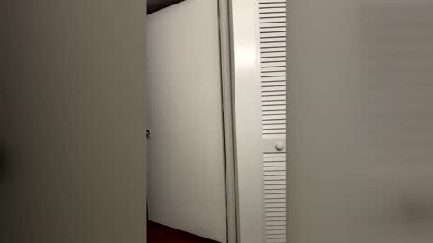 eliteindulgence online show from December 15, 3:33 am