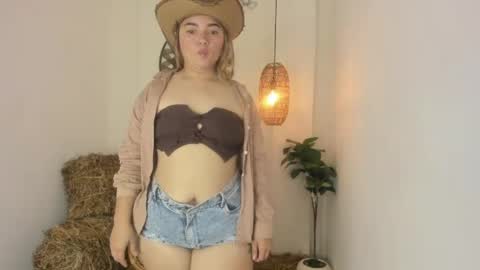 eliza_pryor online show from June 6, 1:16 pm