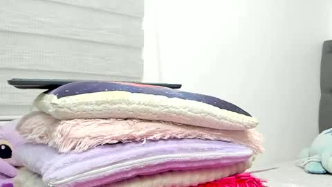 ELIZA online show from June 9, 3:29 am