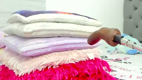 ELIZA online show from July 22, 3:31 am
