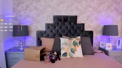 Elizabeth online show from July 13, 9:17 pm