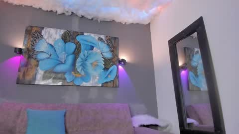 Elizabeth Lamer online show from May 3, 2:50 am