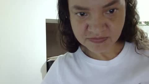 Elizabeth Martinez  online show from May 3, 4:24 pm