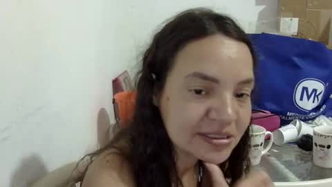 Elizabeth Martinez  online show from May 21, 6:15 pm