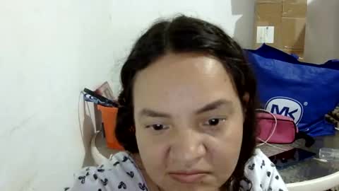 Elizabeth Martinez  online show from May 28, 6:05 pm