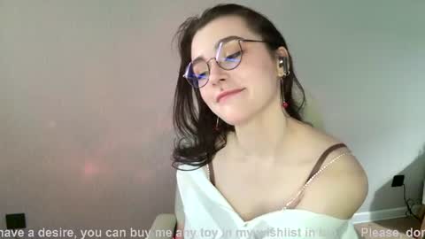 Snapshot of elizabeth_milller chatting on June 24, 12:31 am Lizzy online show from June 24, 12:31 am