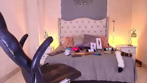 Elizabeth  online show from July 21, 11:29 pm