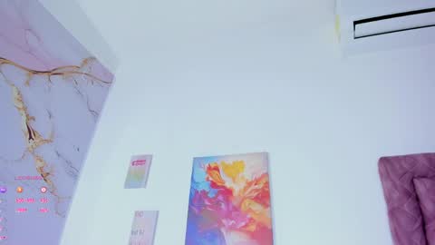 Snapshot of elizabeth_swan18 chatting on June 2, 2:52 pm Elizabeth Swan online show from June 2, 2:52 pm