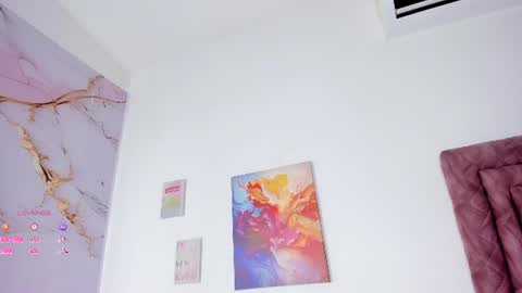 Snapshot of elizabeth_swan18 chatting on July 14, 2:45 pm Elizabeth Swan online show from July 14, 2:45 pm
