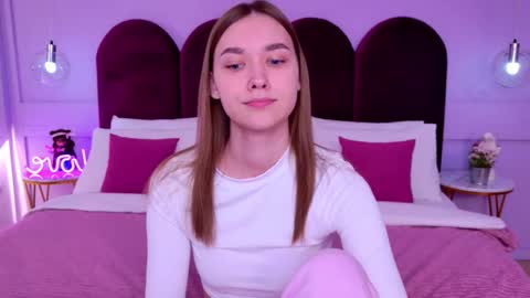 Elizabeth online show from September 23, 3:09 am