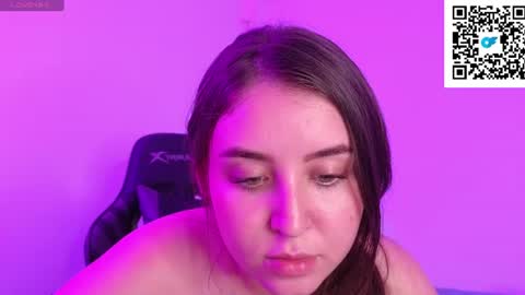 Snapshot of elizabethliones01 chatting on July 19, 2:04 am instgram aly leiv17 ---- Im model-independent online show from July 19, 2:04 am