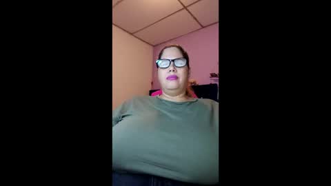 Elizabeth online show from February 28, 11:00 am