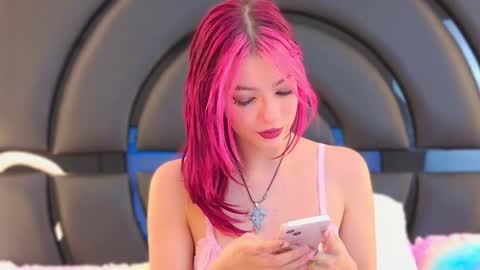 Snapshot of elizabetthkitty chatting on February 9, 7:09 pm Elizabet online show from February 9, 7:09 pm